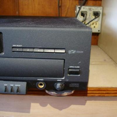 GR 132 - Philips CD Player