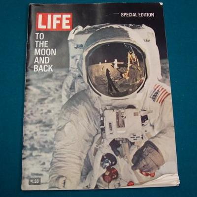 GR 165 - Vintage 1969 LIFE Magazine - Special Edition