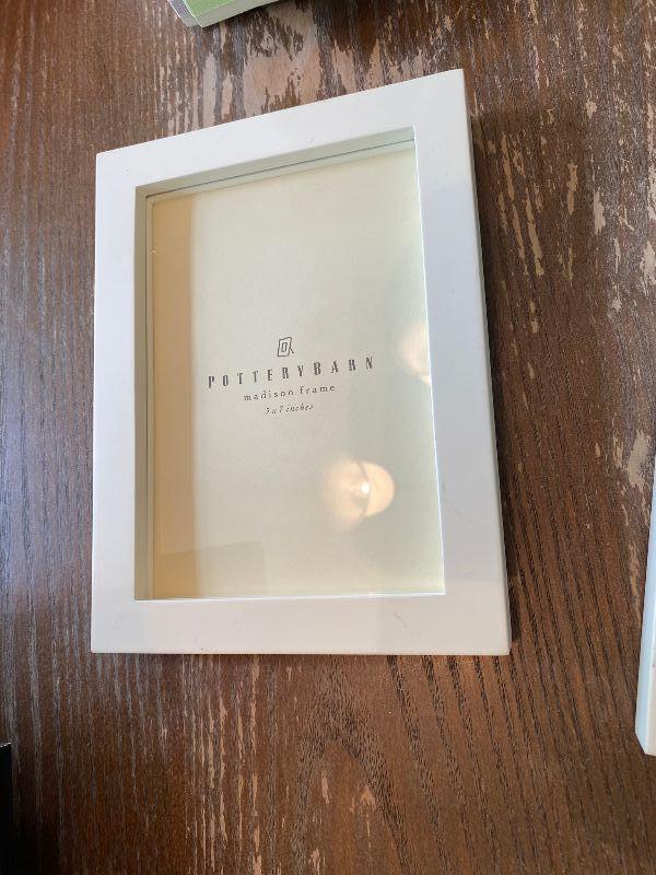 Frame1 Pottery Barn, "Madison", 5"x7", White