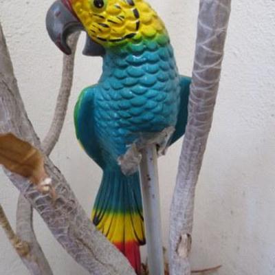 P 102 - Outdoor Tiki & Plant Lot