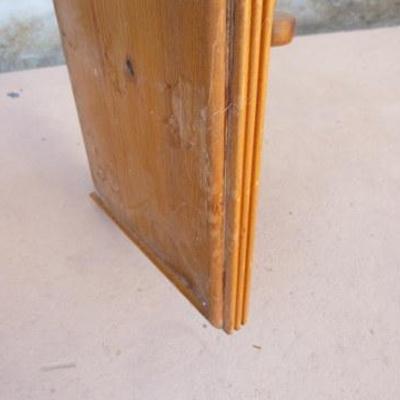 S 101 - Knotty Pine Shelf 