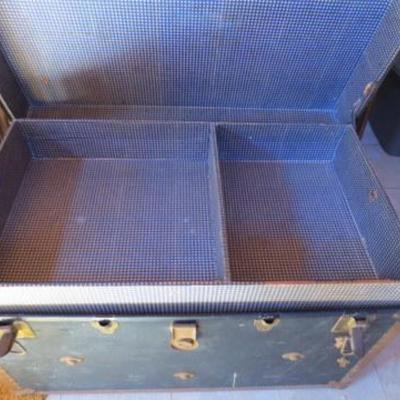 S 102 - Old Trunk