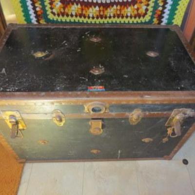 S 102 - Old Trunk