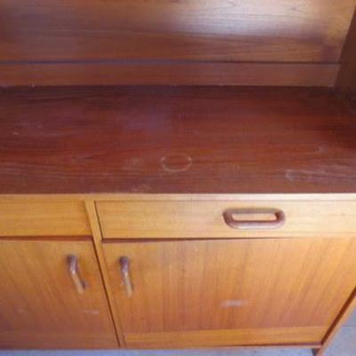 S 104 - Teak Wood Hutch 
