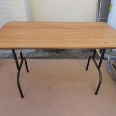 S 106 - Portable Table 48" Long