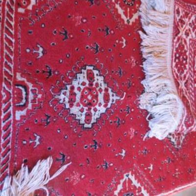 S 107 - (2) Prayer Rugs 28" x 40"