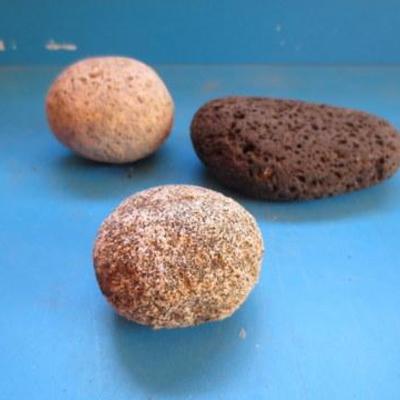 S 110 - (3) Grinding Stones 