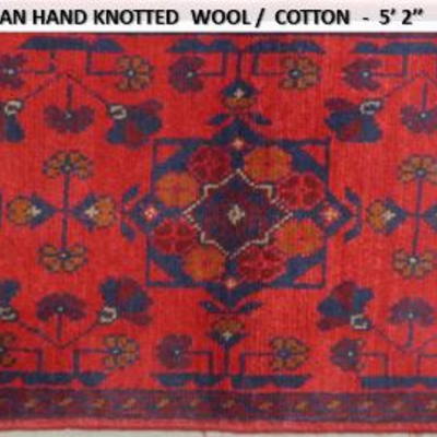 Persian Rugs Kilims has been made in the cities of Persia, Made with 100% natural wool and Cotton, vegetable dyed and knotted by hand.