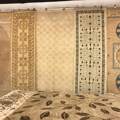 Persian & Oriental  Rugs Kilims on different sizes and designs,  Made with 100% natural wool and Cotton, vegetable dyed and hand...