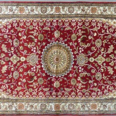 Turkish Silk 004, Hand Knotted Fine quality Turkish Silk Rug, 3' X 5' 
Excellent Conditions 

Retail Price= $4800
Below our...