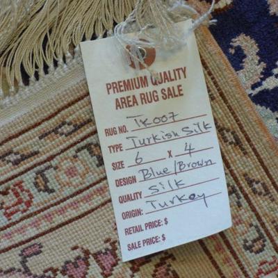 Turkish Silk 007, Hand Knotted Fine quality Turkish Silk Rug, 6' X 4' 
Excellent Conditions 

Retail Price= $4800
Below our...