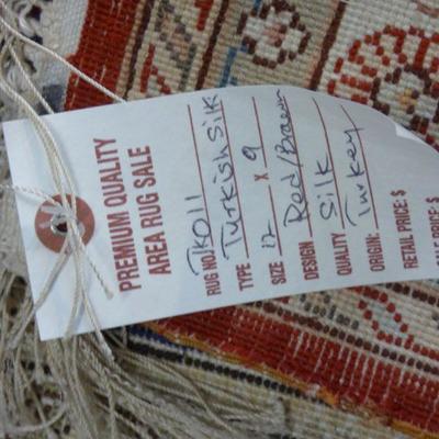 Turkish Silk 011, Hand Knotted Fine quality Turkish Silk Rug,
12' X 9' 
Excellent Conditions 

Retail Price= $9800
Below our...
