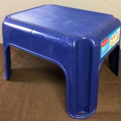 #43 Blue Rubber maid Stool