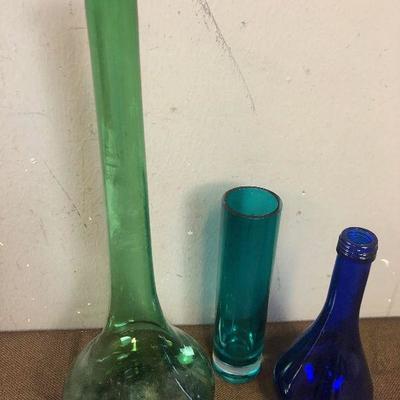 #90 3 colored Glass Vases