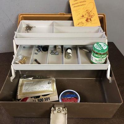 #91 Clean Tackle Box with Tackle 