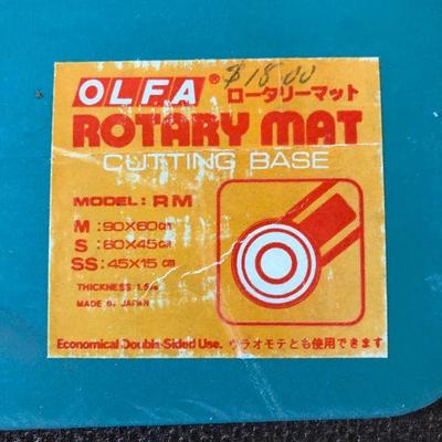 #100 OLFA ROATARY Cutting Board base 