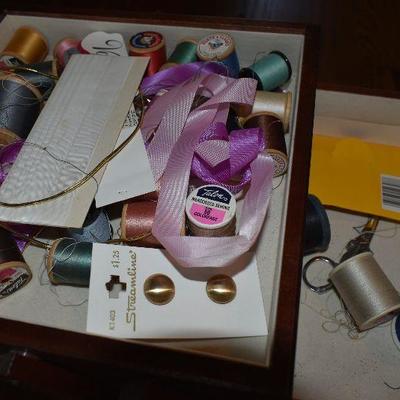 Up Lot 55: Vintage Sewing Box