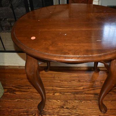 Up Lot 146: Side Table