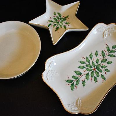 D Lot 13: Lenox Holiday Candy Dishes