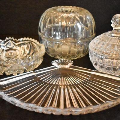 D Lot 31: Collection of Vintage Clear Glass #3