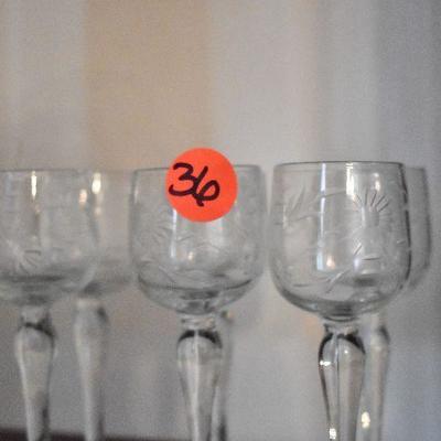 D Lot 36: Set of Vintage Etched Cordial Glasses