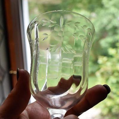 D Lot 37: Set of Vintage Etched Wine Glasses #2