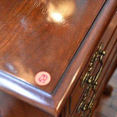 D Lot 53: Vintage Bassett Silverware Chest