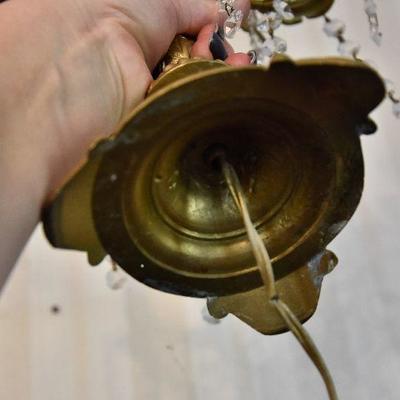 D Lot 57: Pair of Vintage Goldtone Brass Lamps with Prisms
