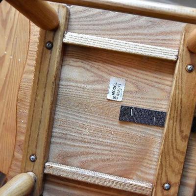 D Lot 58: Amish-style Wooden High Chair