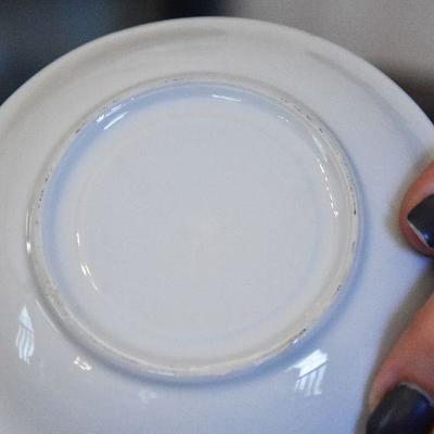 D Lot 59: Vintage China Tea Set