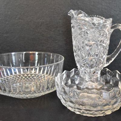D Lot 60: Collection of Vintage Clear Glass #6