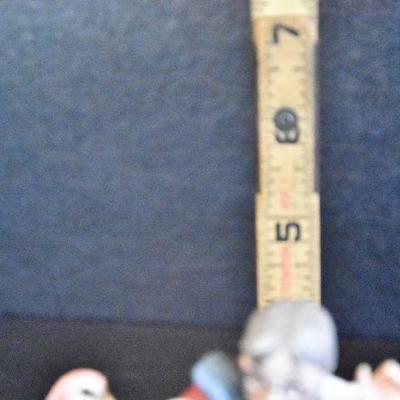 D Lot 64: Norman Rockwell Turkey Dinner Figurine