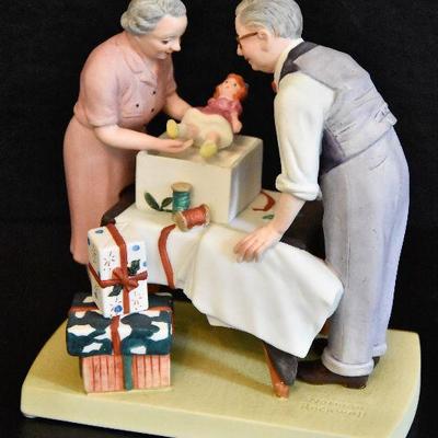 D Lot 65: Pair of Norman Rockwell Figurines