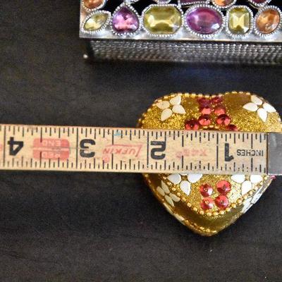 D Lot 67: Collection of Trinket Boxes
