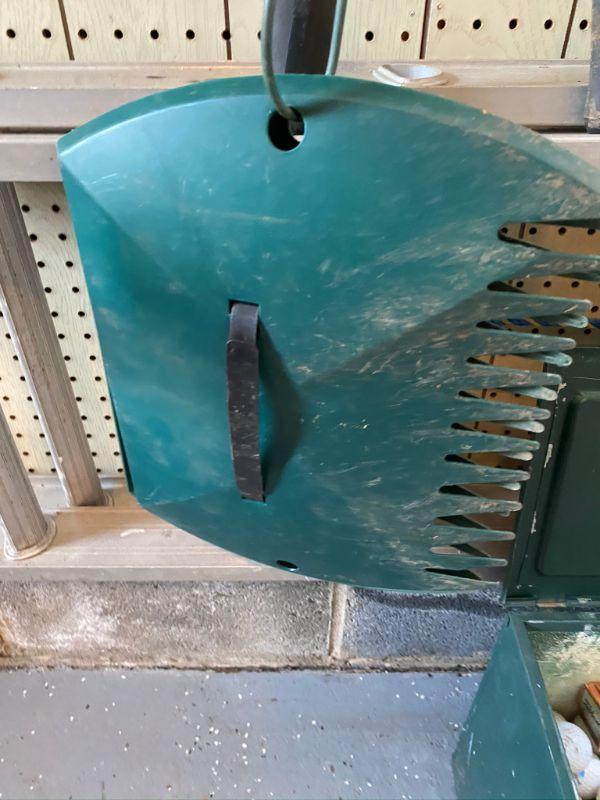 Plastic Hand Lead Rake