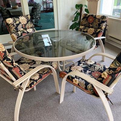 Floral Print Chair and Table Set