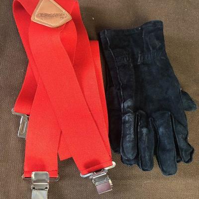 #203  Men's Leather gloves and clip on suspenders 