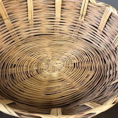 #222 Wicker Cat Basket or small Dog