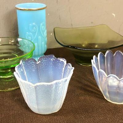 #263 Colored Glass Lot 
