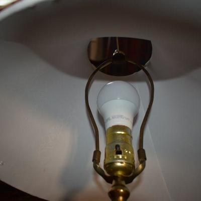 P Lot 151: Lamp