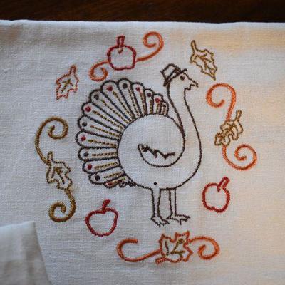P Lot 154: Linens