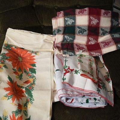 P Lot 155: Vintage Linens