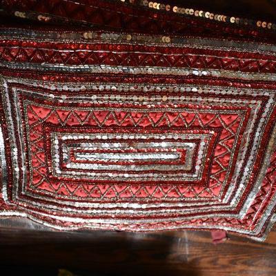 P Lot 159: Linens