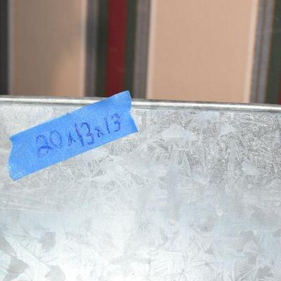 P Lot 160: DÃ©cor and More