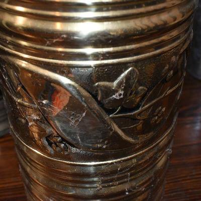 P Lot 160: DÃ©cor and More