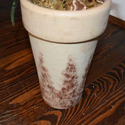 P Lot 160: DÃ©cor and More