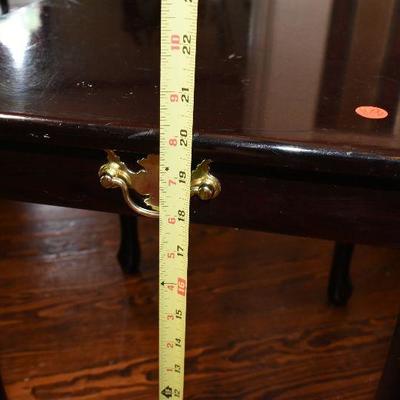 P Lot 163: Side Table