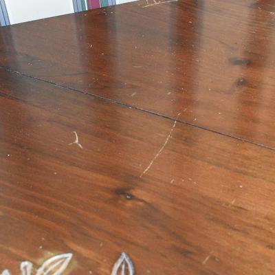 P Lot 165: Gate Leg Table