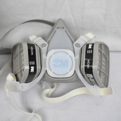 3M P95 Paint Spray & Pesticide Application Half Face Respirator Gray M/L OPEN