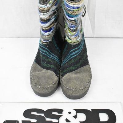 TOMS Winter Boots Size 9: Gray/Navy/Blues/Greens